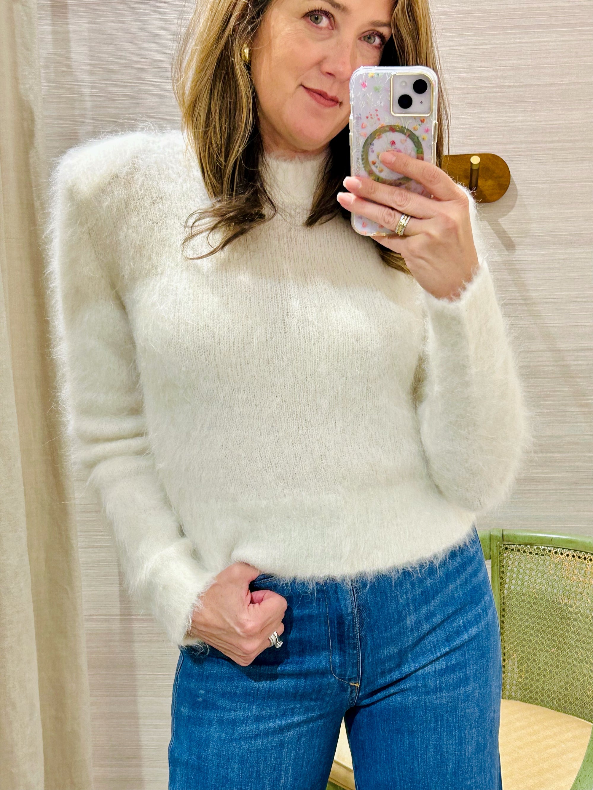 KNIT FITTED SWEATER