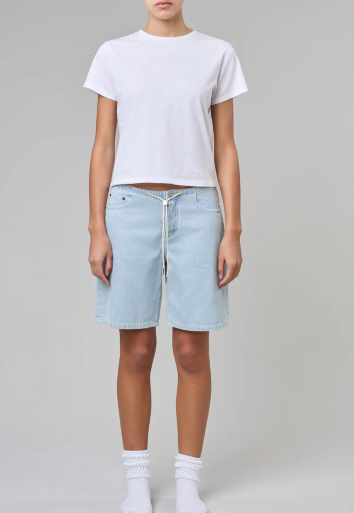 COOL SHORTS IN VINTAGE BLUE