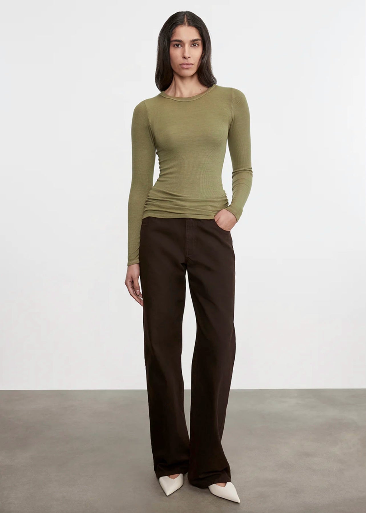 SILK RIB CREW IN OLIVE