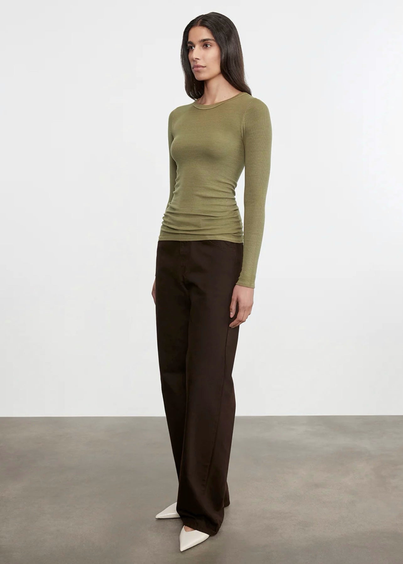 SILK RIB CREW IN OLIVE