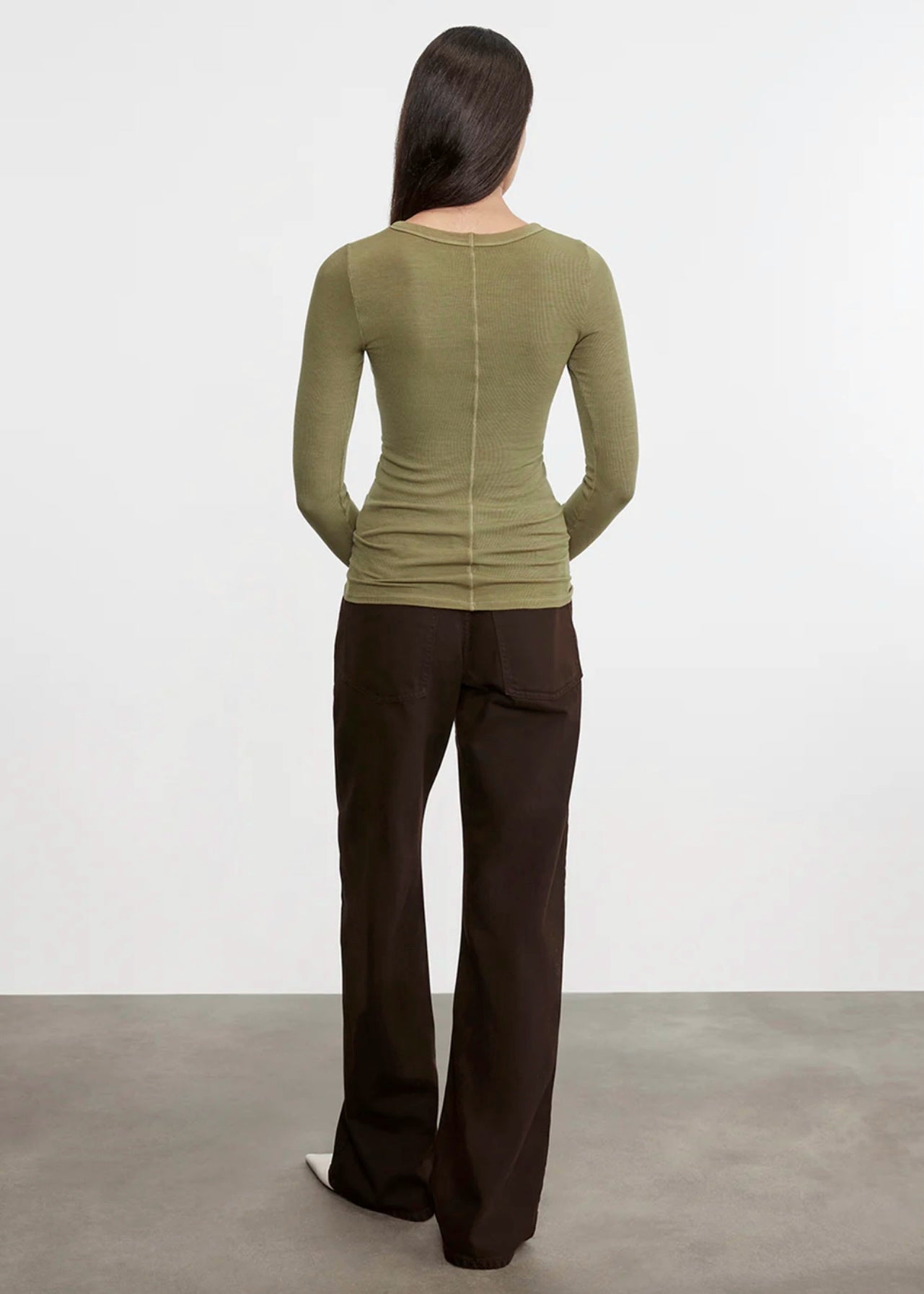 SILK RIB CREW IN OLIVE