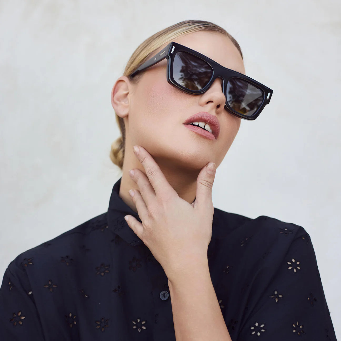 ALTA II SUNNIES IN BLACK