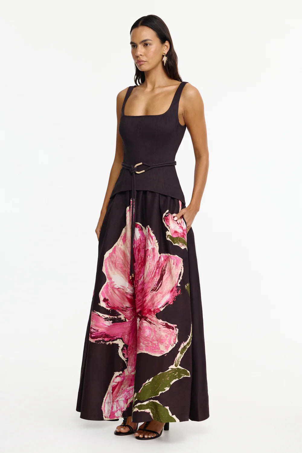 lanai maxi dress ACTONHILL – tiered skirt Brown skin girl in SCHL006865_B_XL Color:Limestone