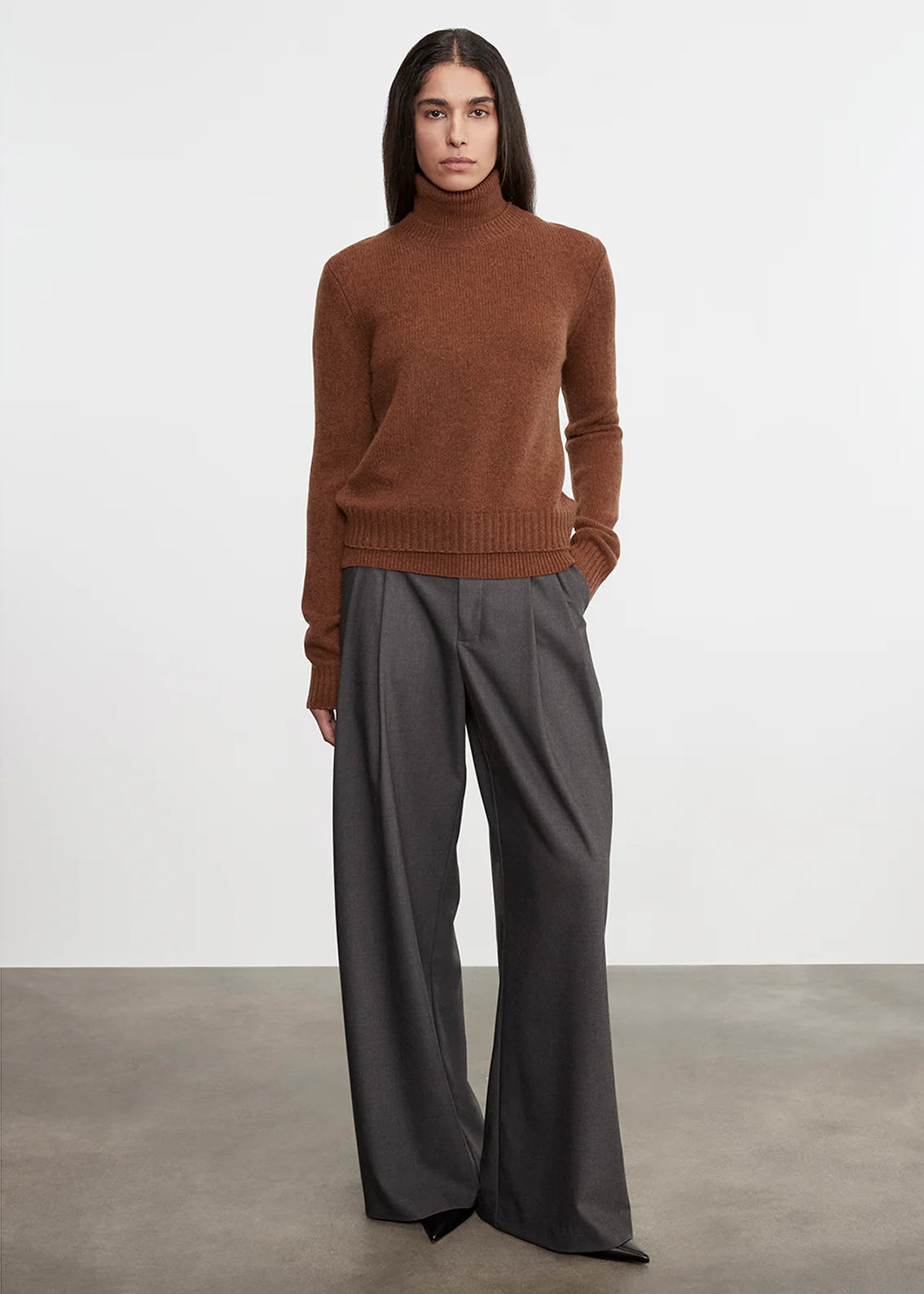 CASHMERE EASY CREW IN HAZEL