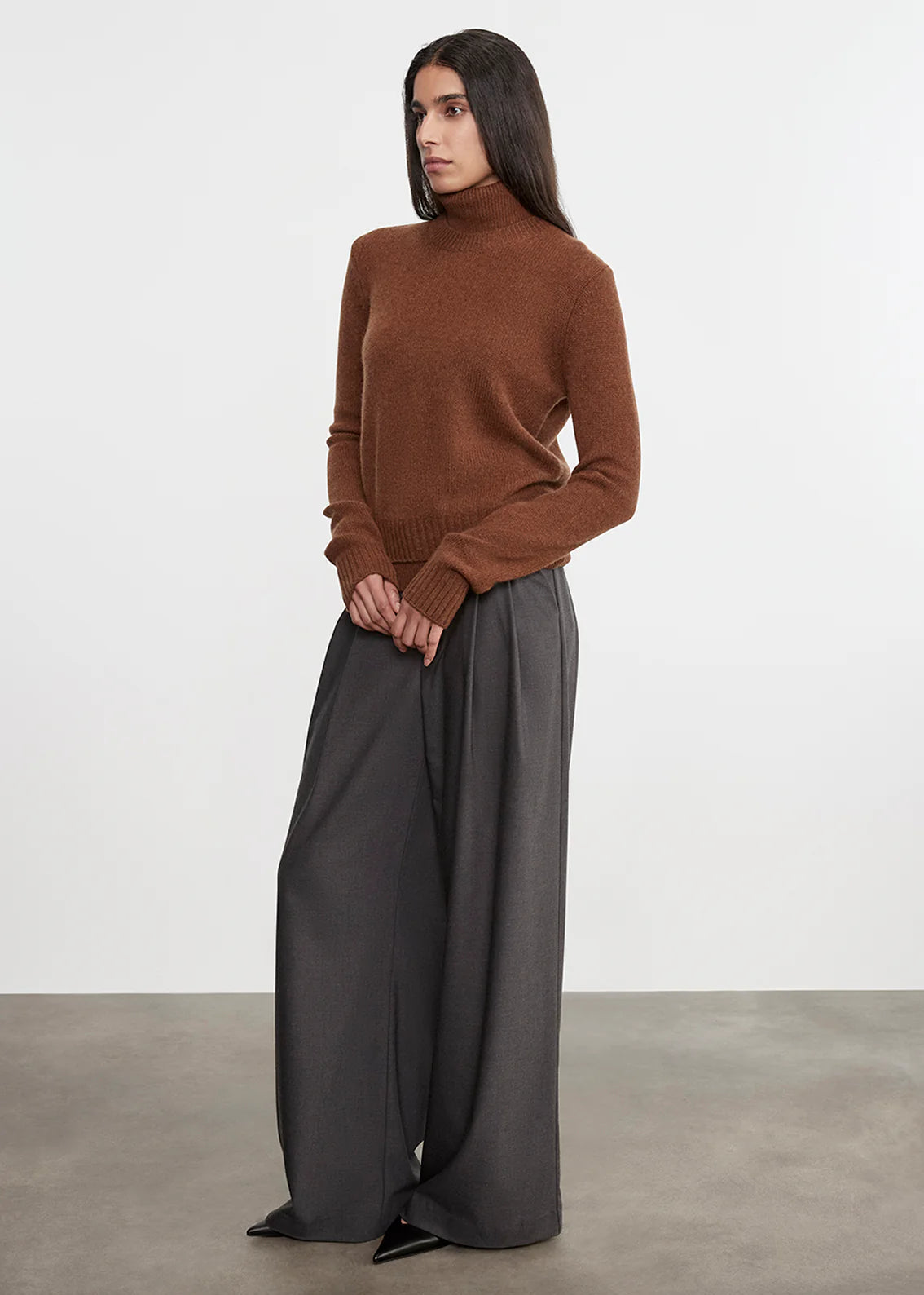 CASHMERE EASY CREW IN HAZEL