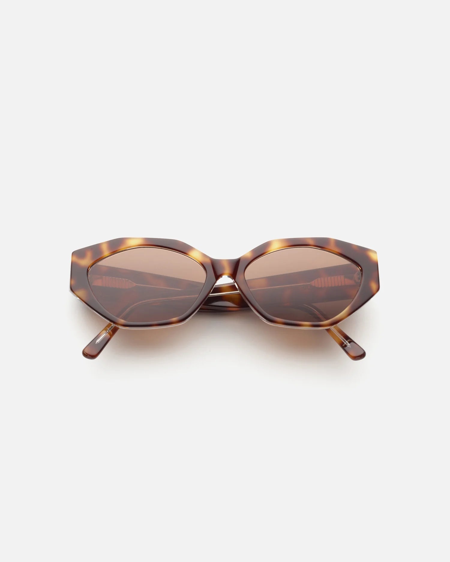 ELIANA SUNNIES