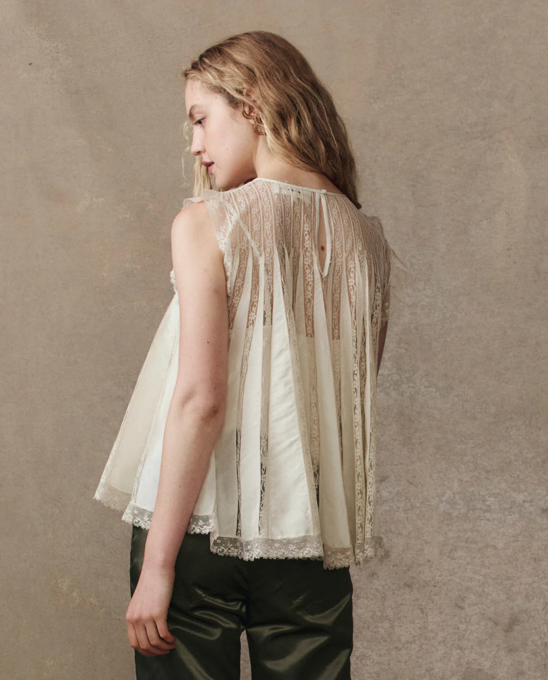 KEEPSAKE LACE SHELL TOP