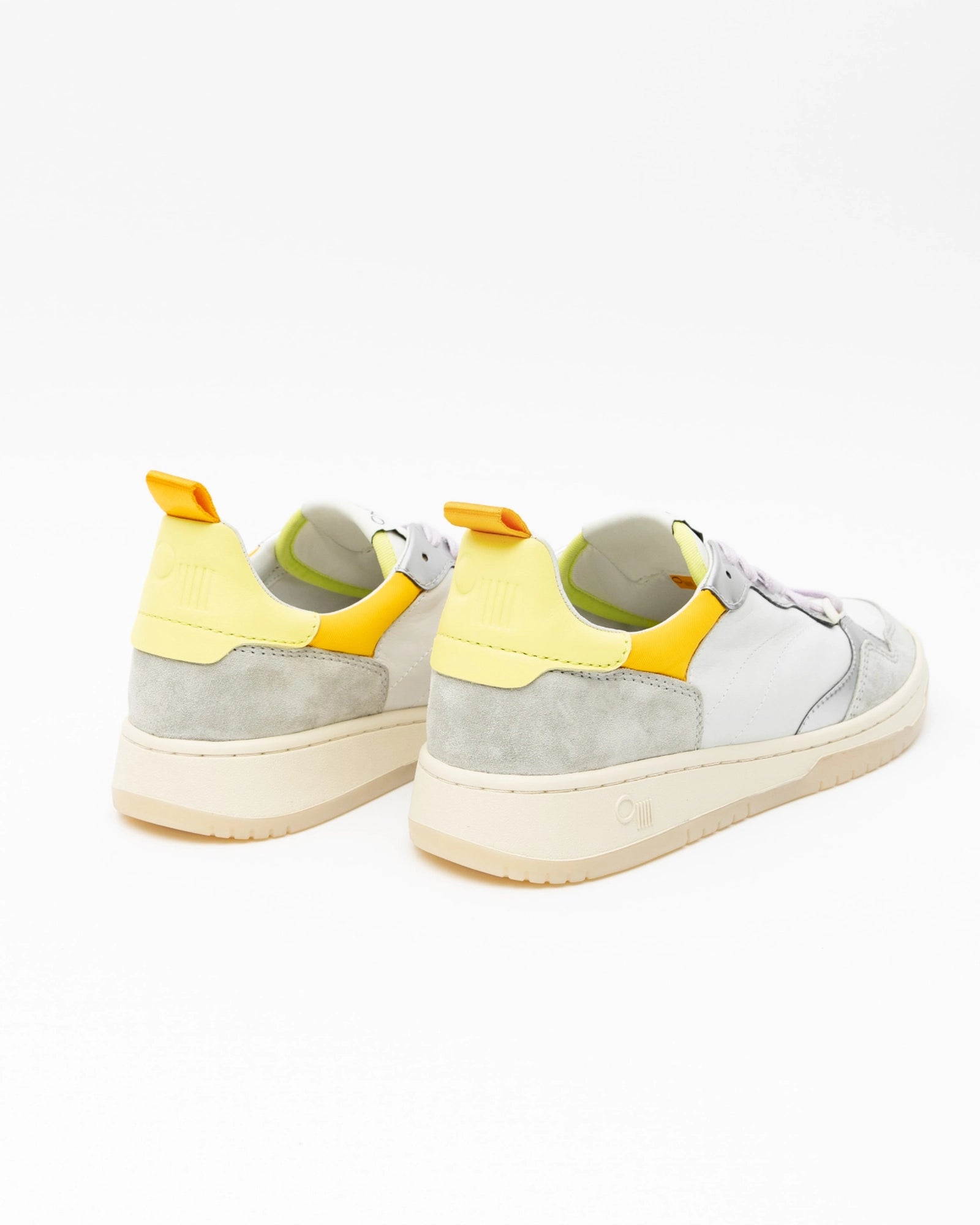PHOENIX SNEAKERS IN COOL GREY