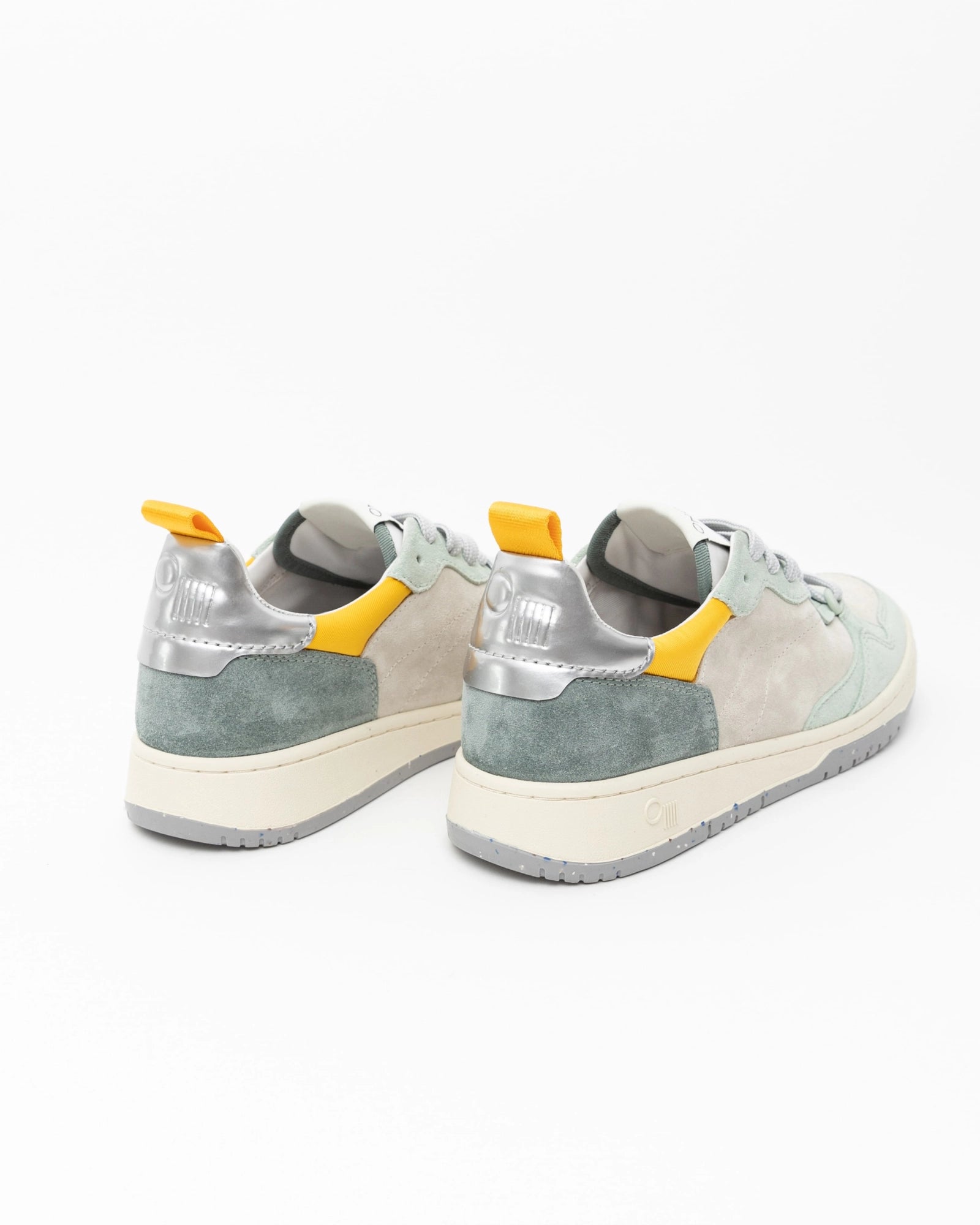 PHOENIX SNEAKERS IN SEAFOAM
