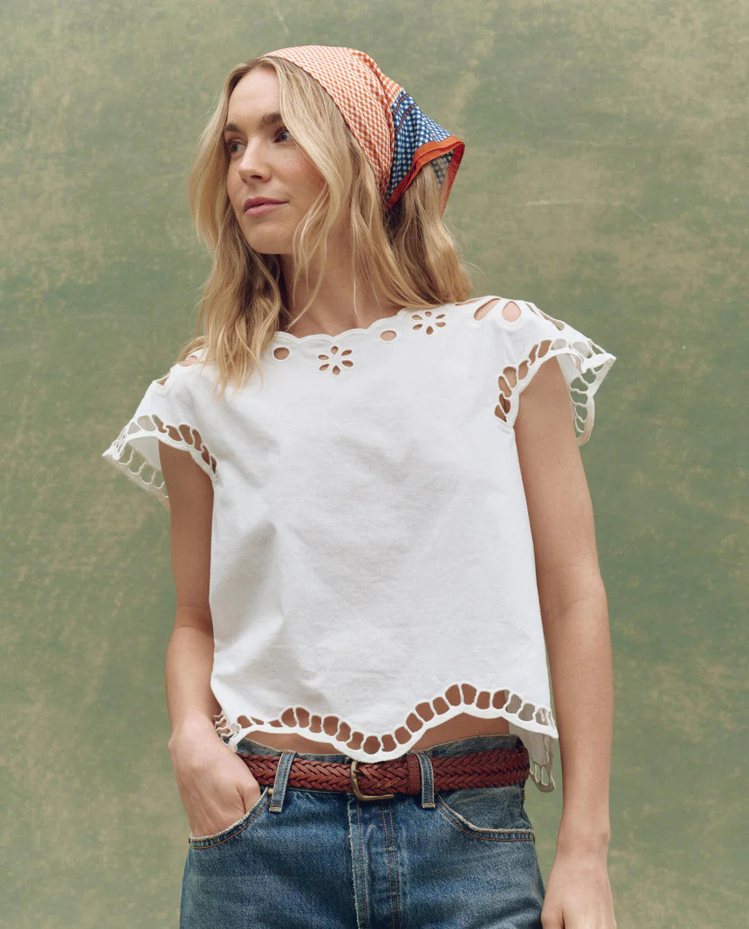 SUPER BLOOM EYELET TOP