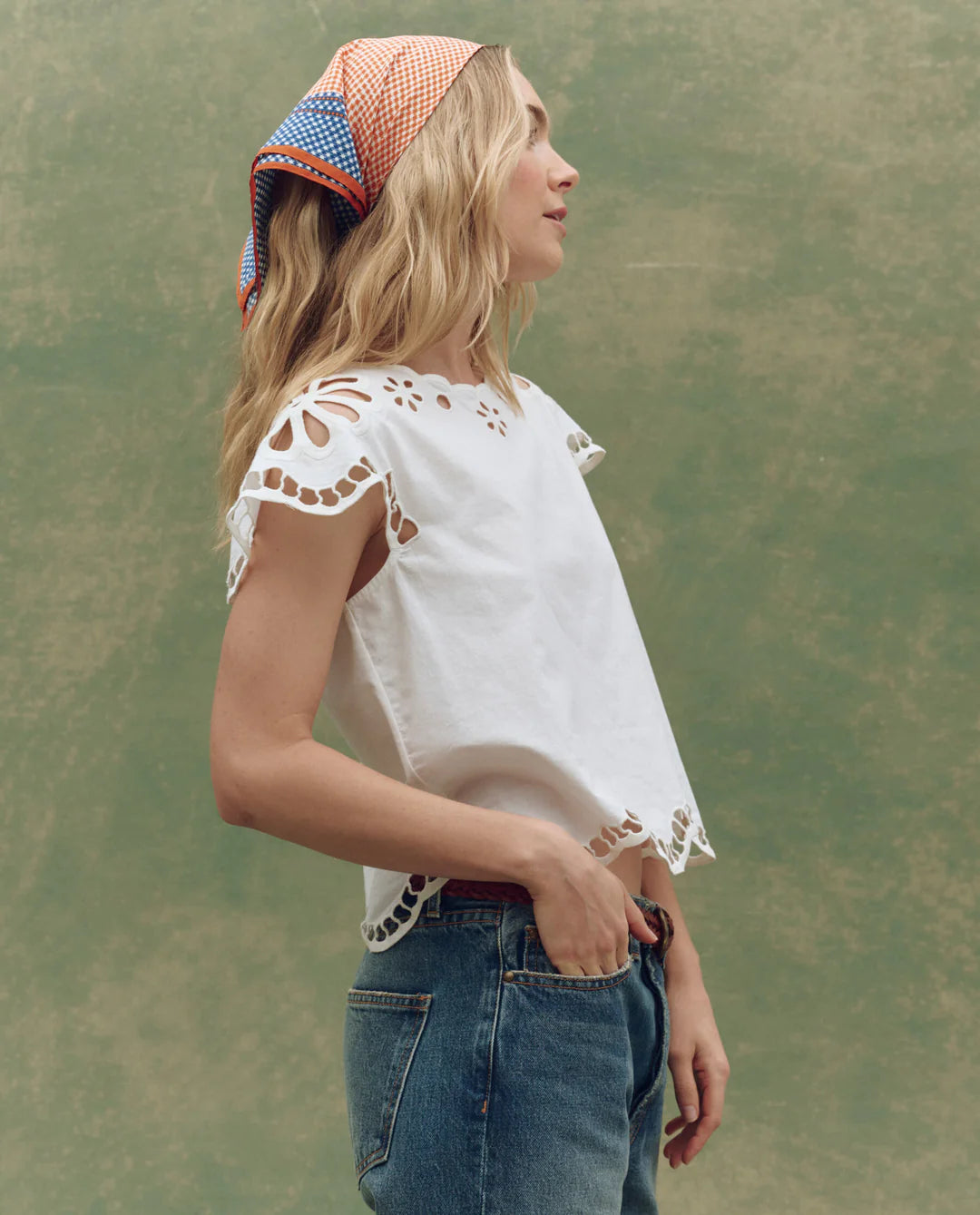 SUPER BLOOM EYELET TOP