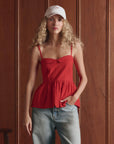 VERSE TOP IN HOT RED