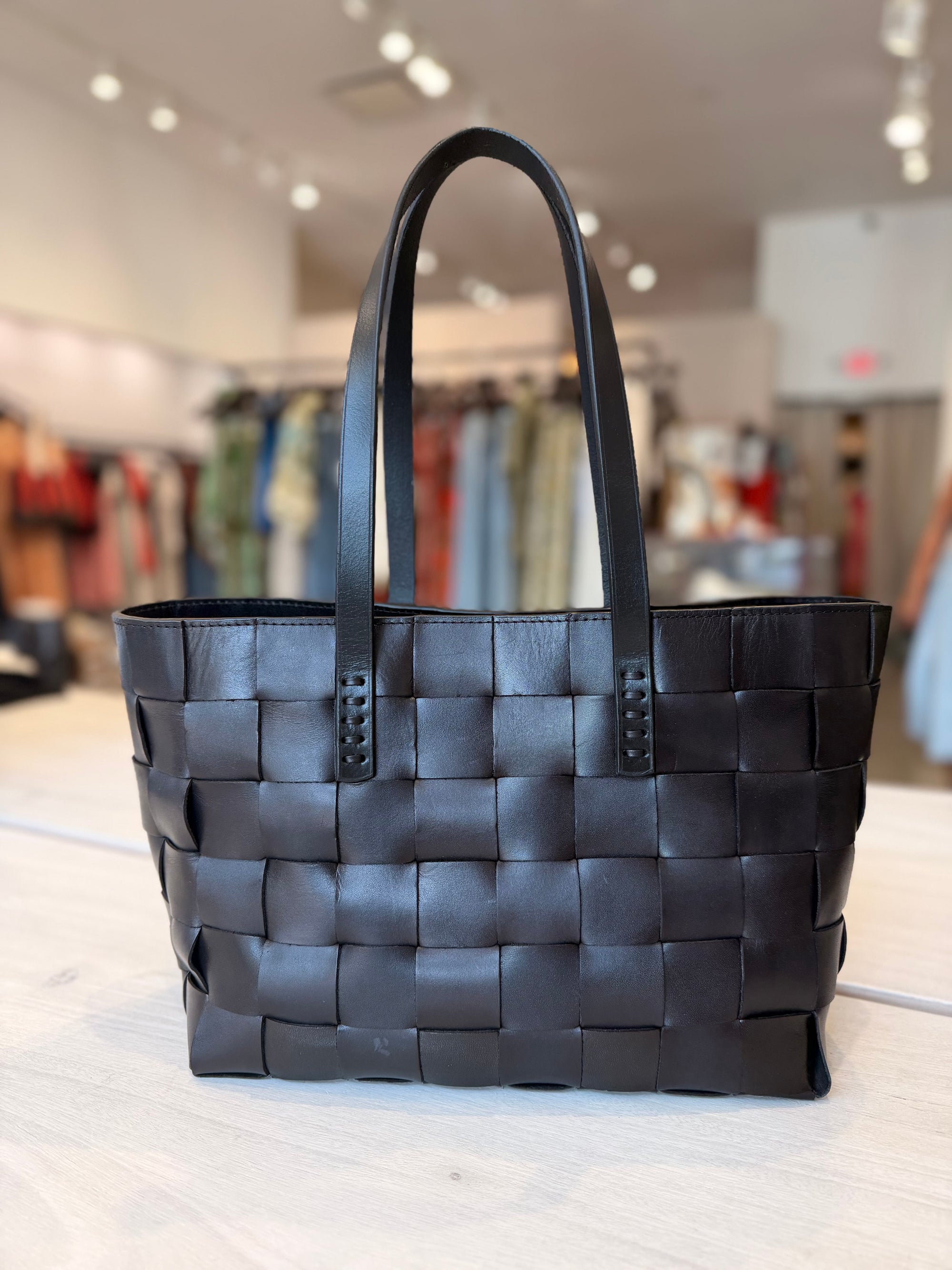 JAPAN TOTE IN BLACK