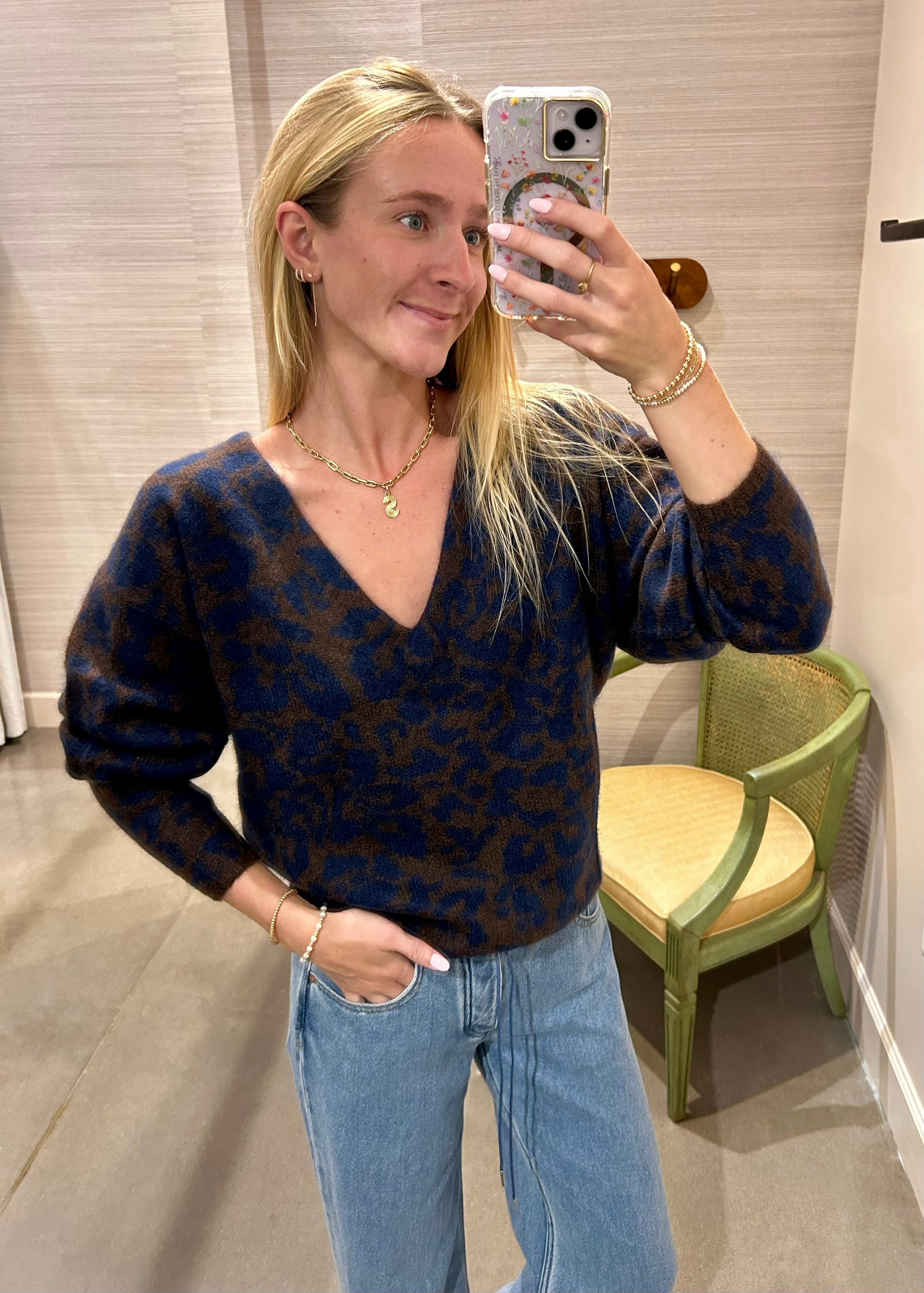 SOFTEST SILK CASHMERE V-NECK