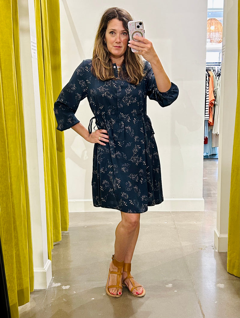 OLIVIA DRESS IN NAVY