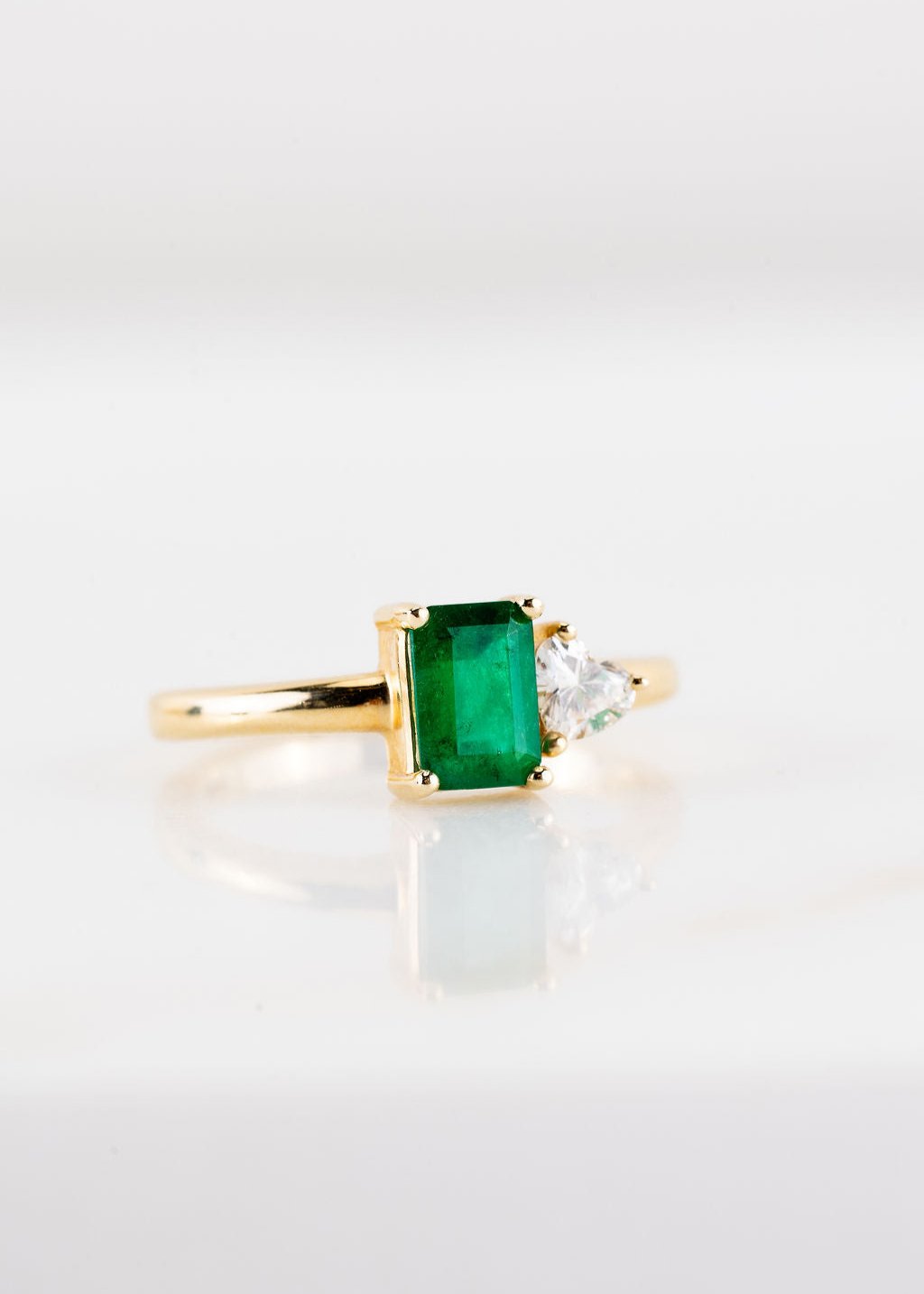 EMERALD + DIAMOND RING