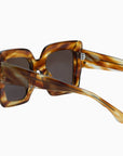 AMOUR SUNNIES IN TORTOISESHELL