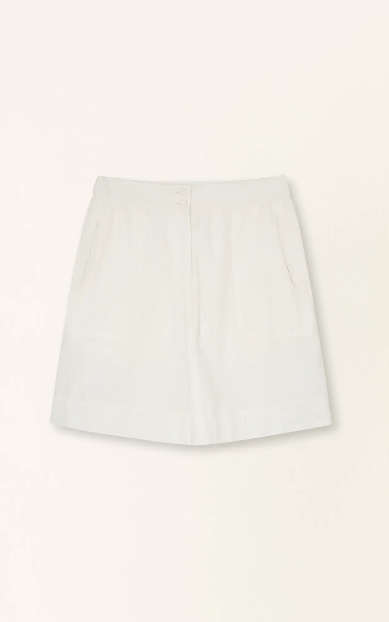 BERMUDA SHORTS
