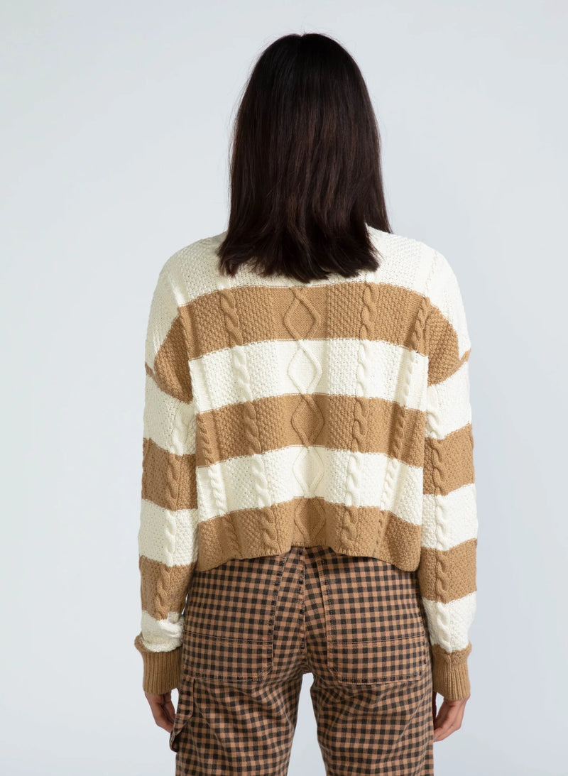 CABLE CREW SWEATER IN CAMEL STRIPE