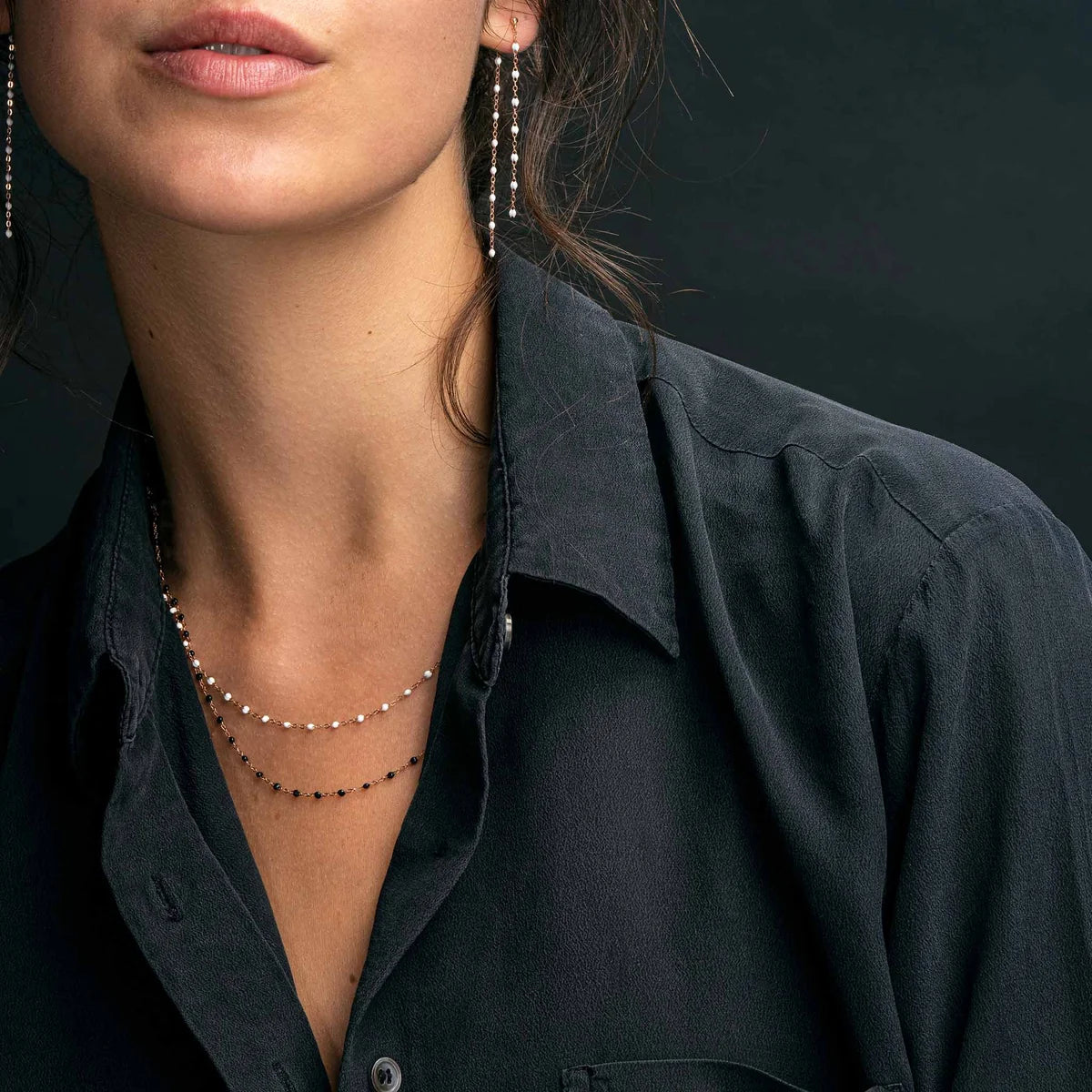 WHITE CLASSIC DANCING EARRINGS