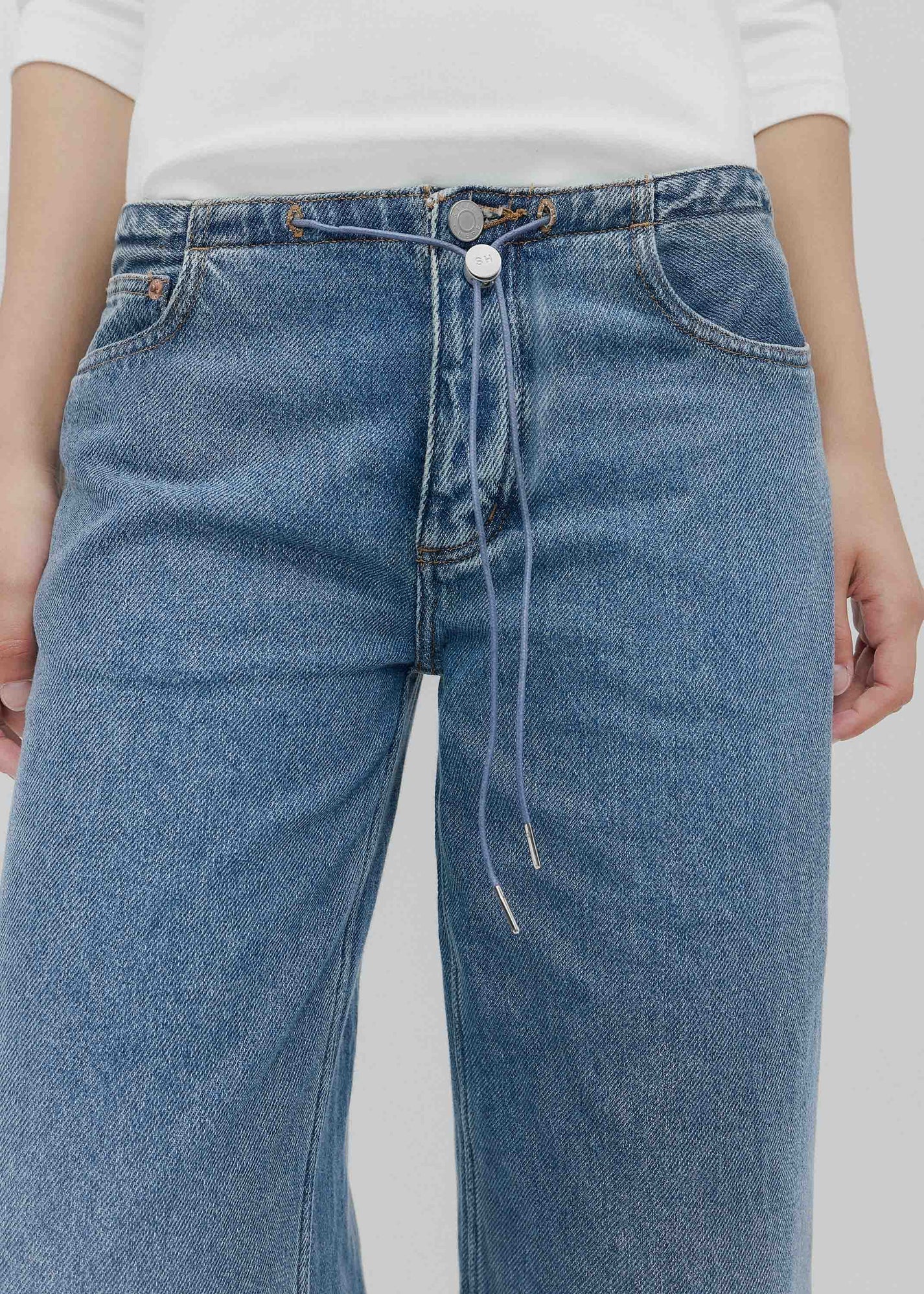 COOL JEANS IN CLASSIC BLUE