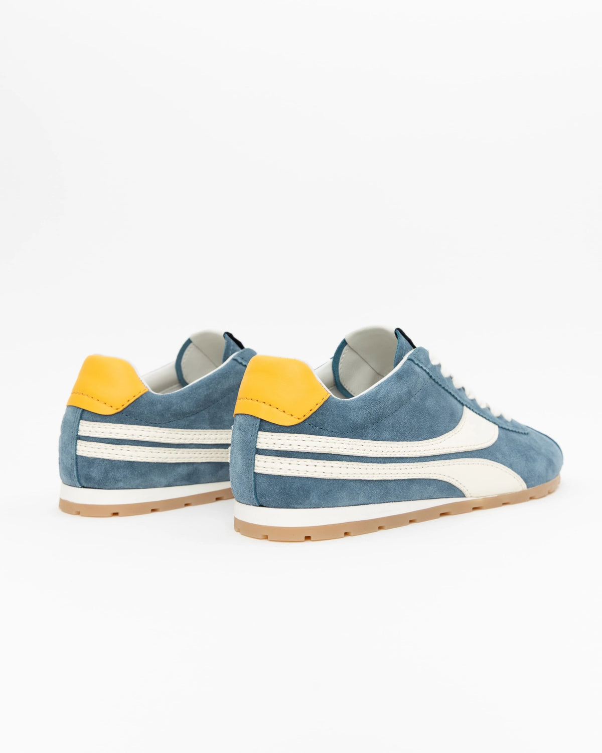 ESSEX SNEAKERS IN HARBOR BLUE