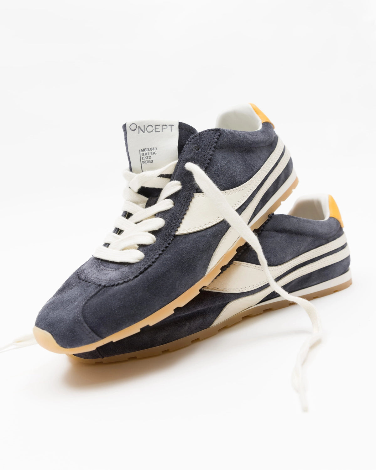 ESSEX SNEAKERS IN INDIGO
