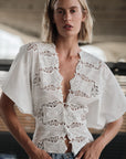 FEMME TOP IN WHITE LACE