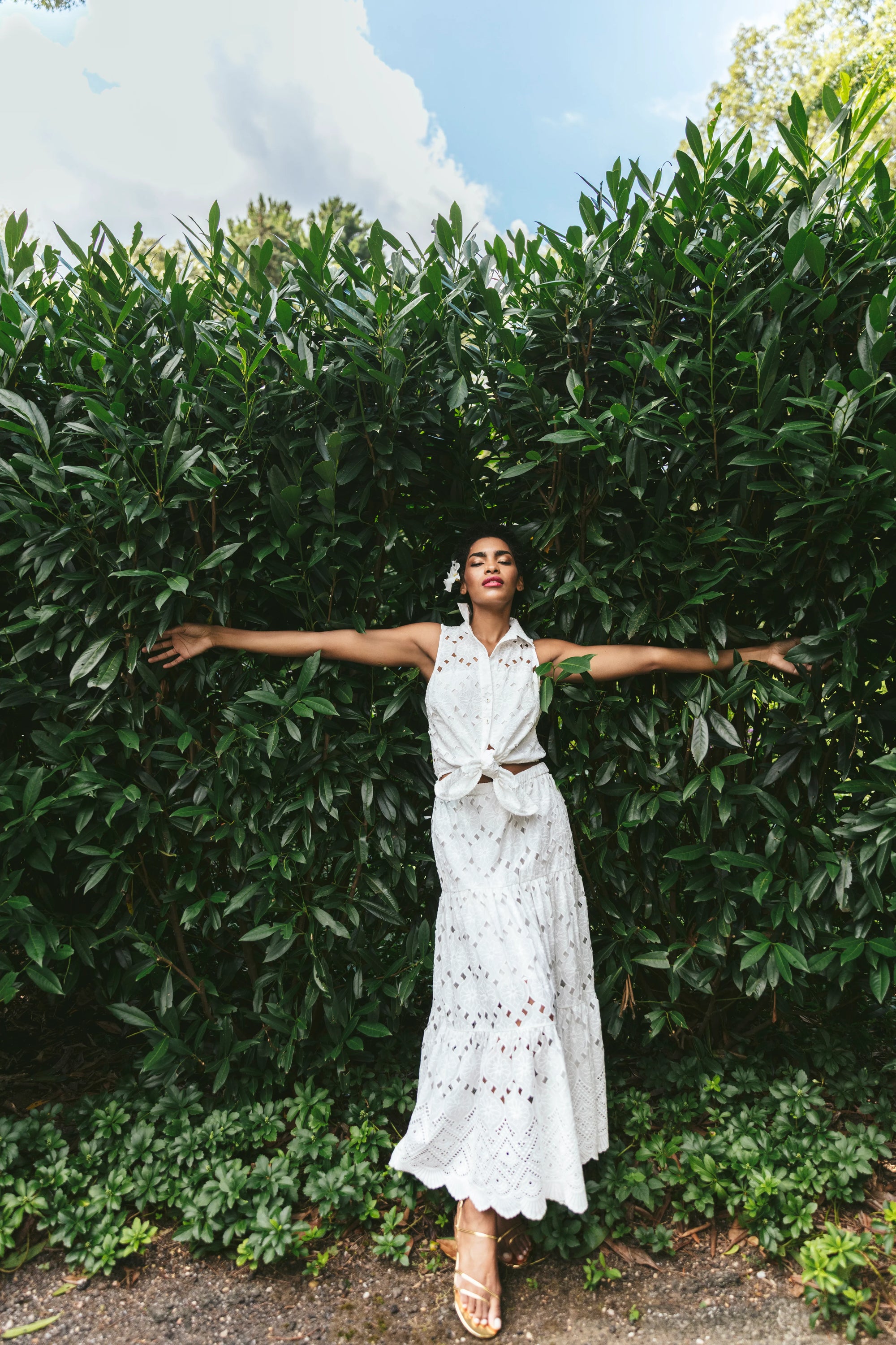 HIGHLAND TOP IN WHITE EYELET