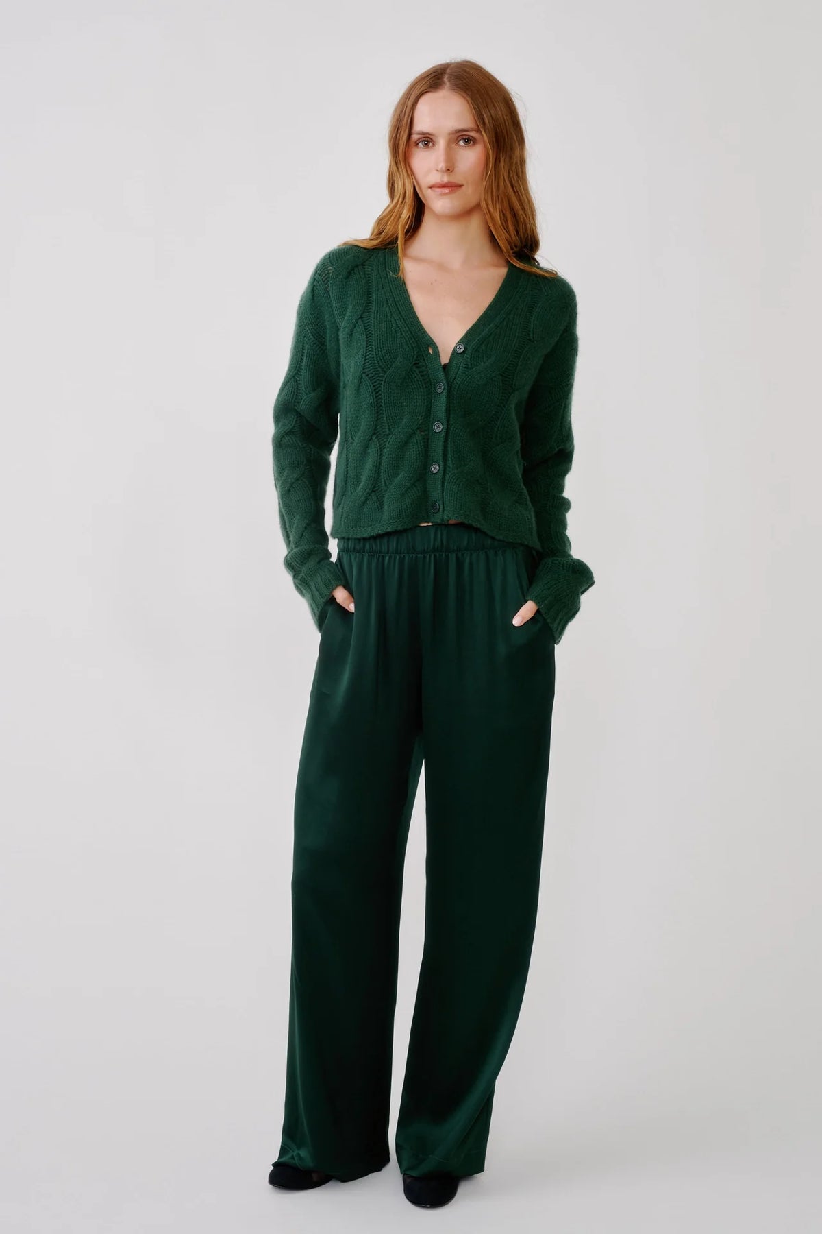 JOLIE CARDIGAN IN HUNTER GREEN