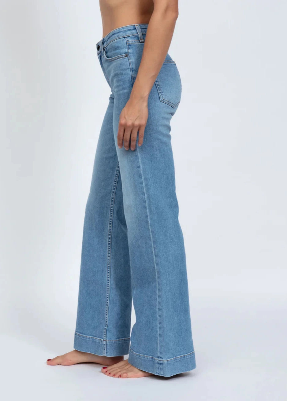 JUNIPER WIDE LEG JEANS