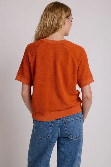 ZIGGY SHORT SLEEVE SWEATSHIRT IN BURNT ORANGE