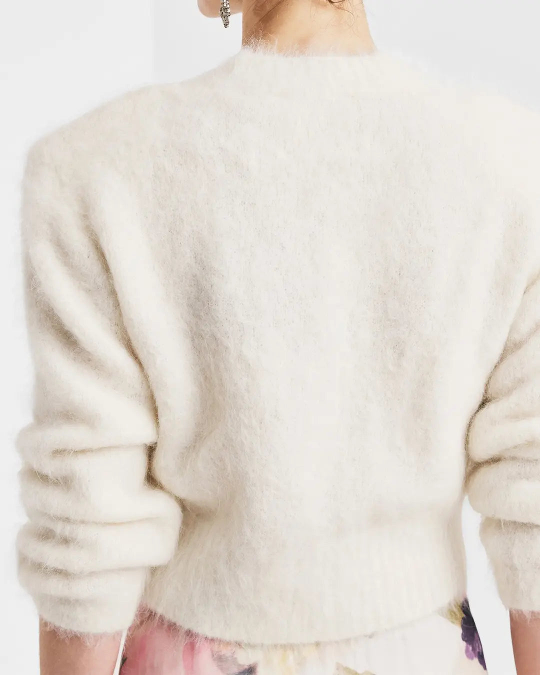 KNIT FITTED SWEATER