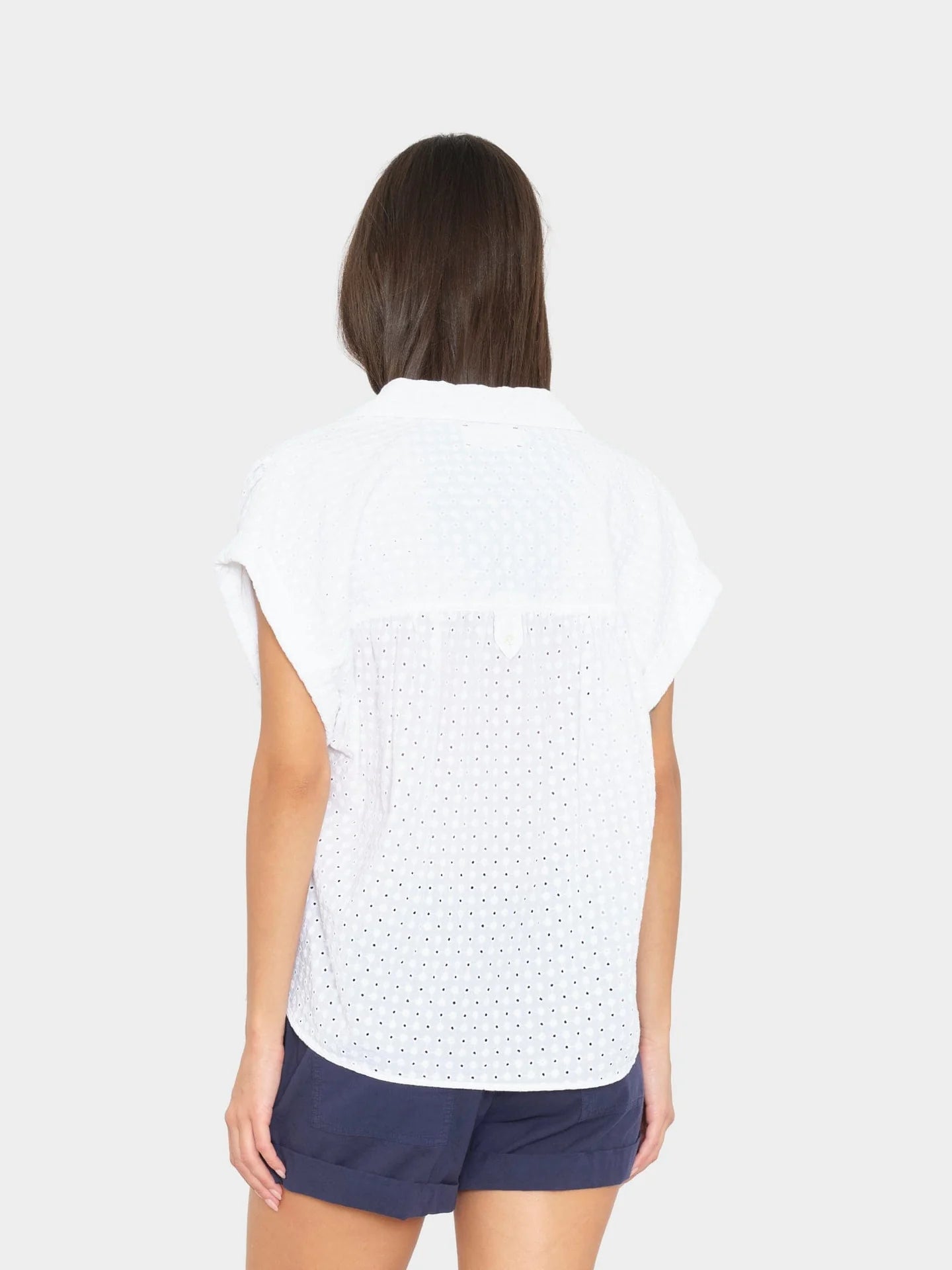 LEXI SHIRT IN WHITE EYELET
