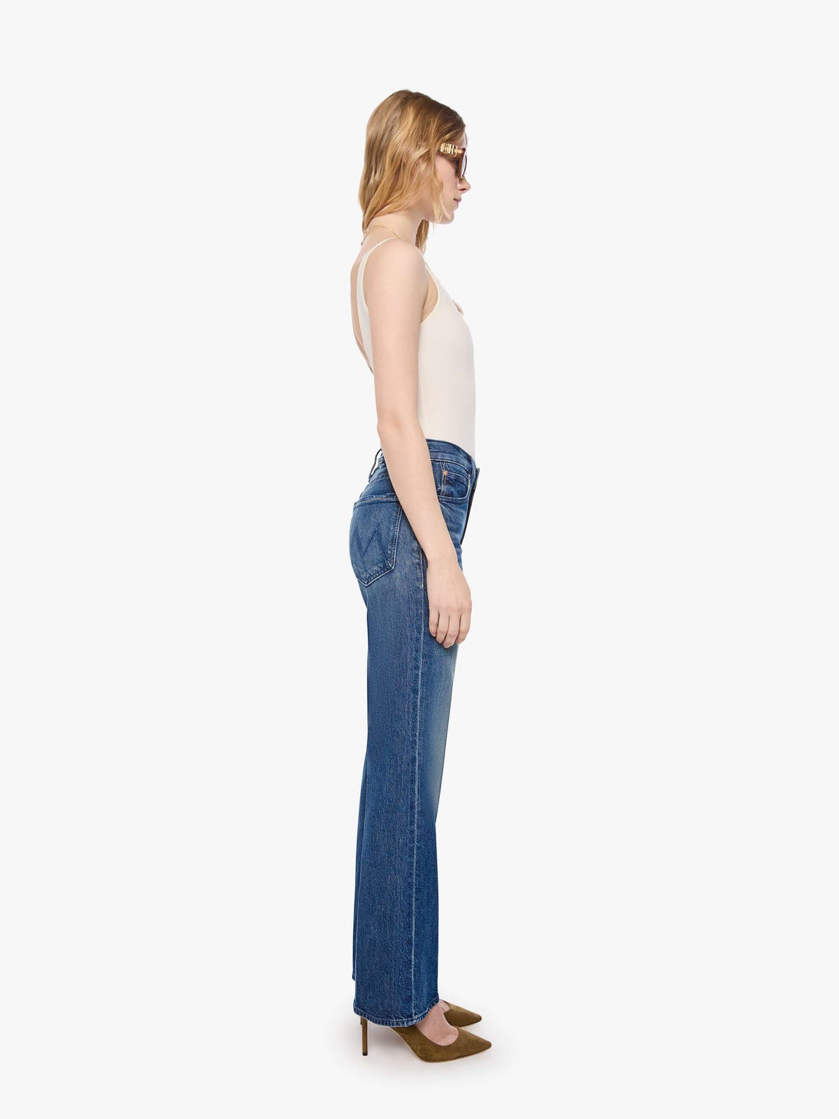 KICK IT JEANS IN WHICH IS WITCH