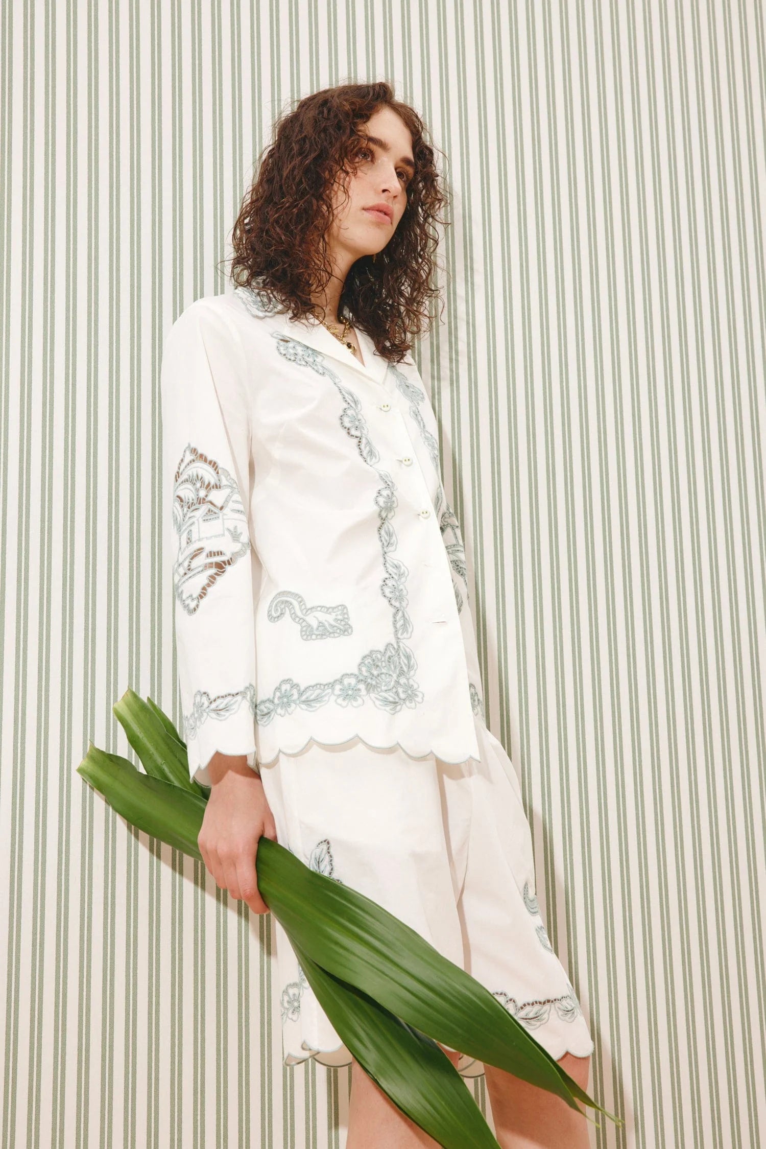 LOUIE EMBROIDERED SHIRT