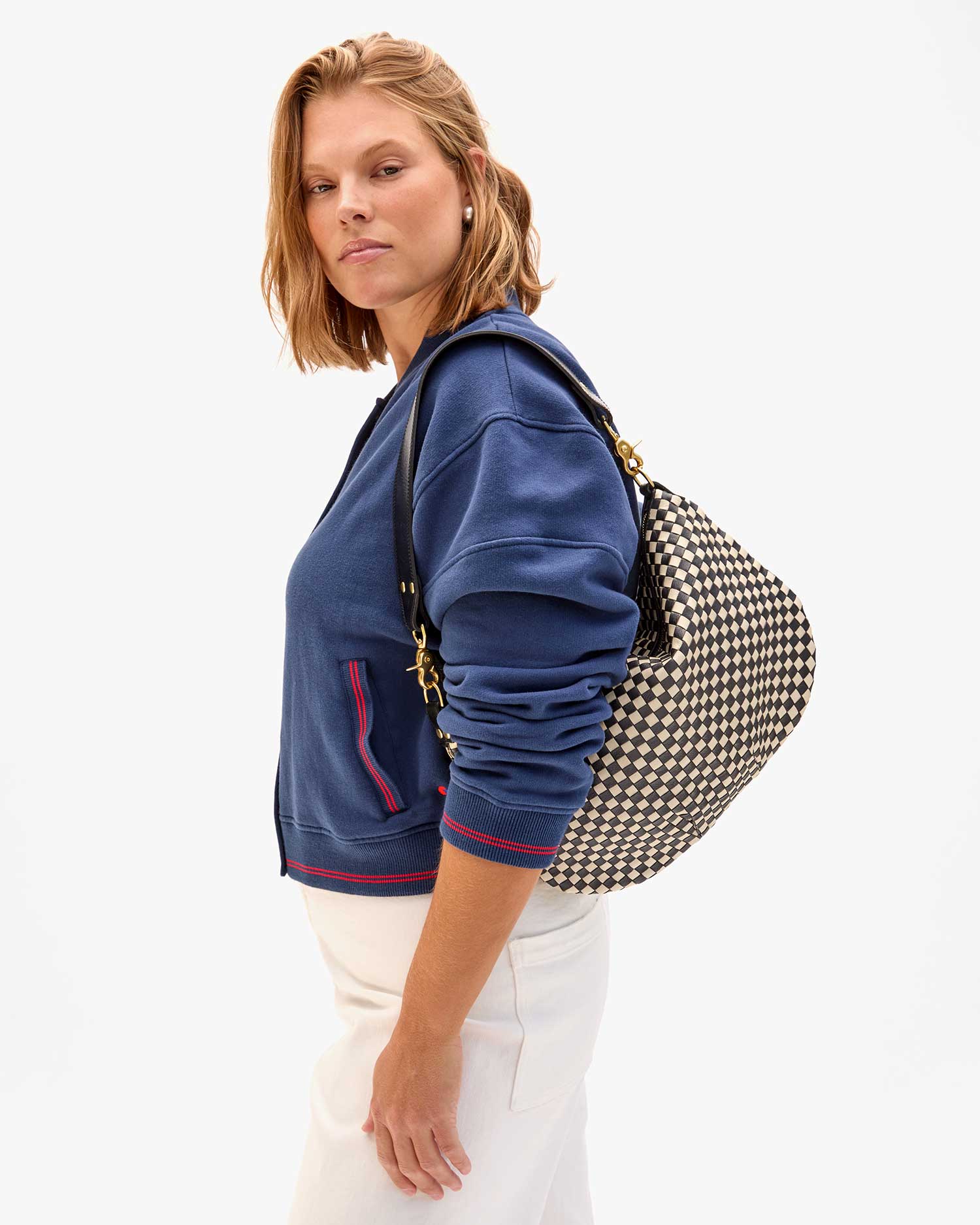 MOYEN MESSENGER IN BLACK/CREAM