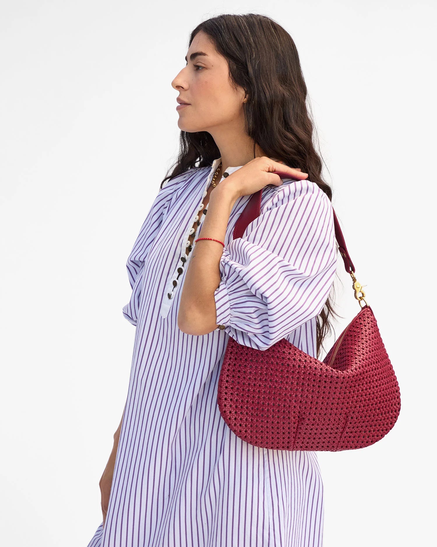 MOYEN MESSENGER IN PLUMMY RATTAN