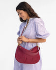 MOYEN MESSENGER IN PLUMMY RATTAN