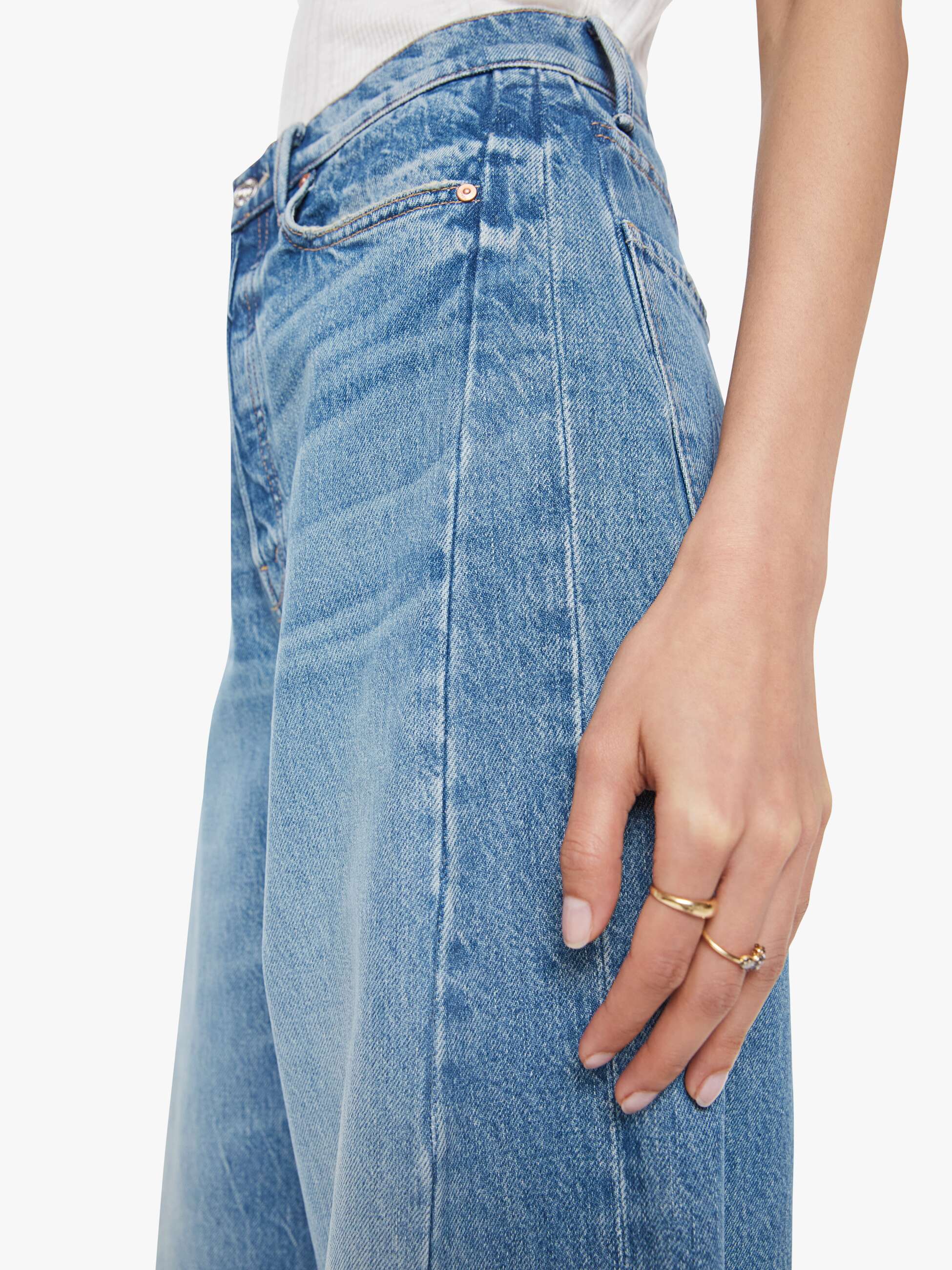 PIPE DREAM BUTTON SNEAK JEANS