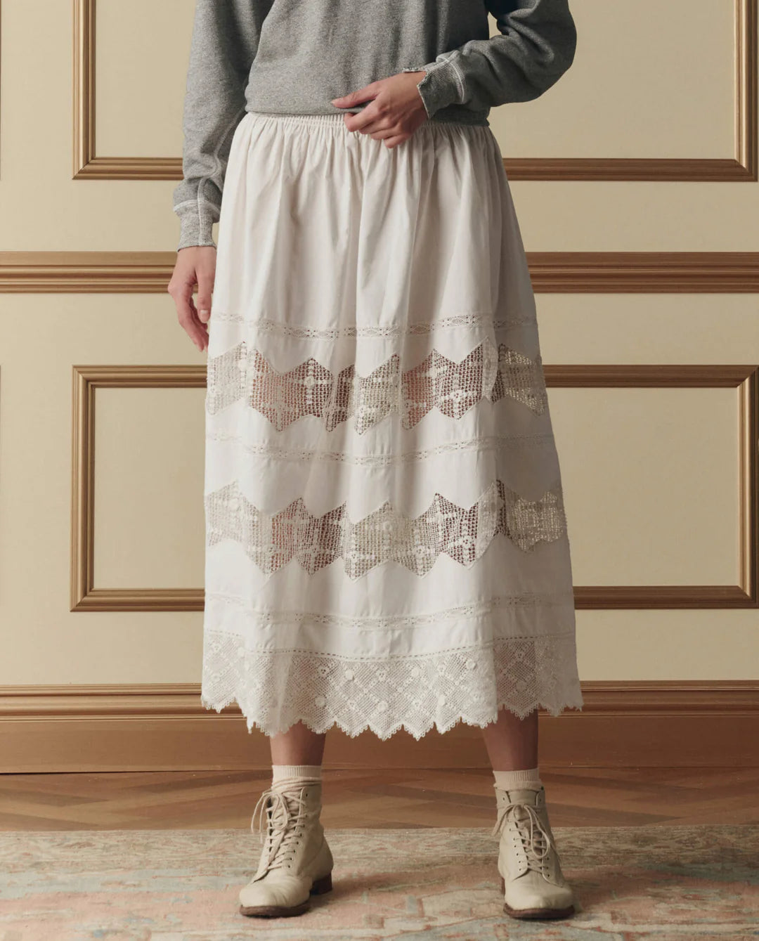 ROSETTE CROCHET CANARY SKIRT IN CREAM