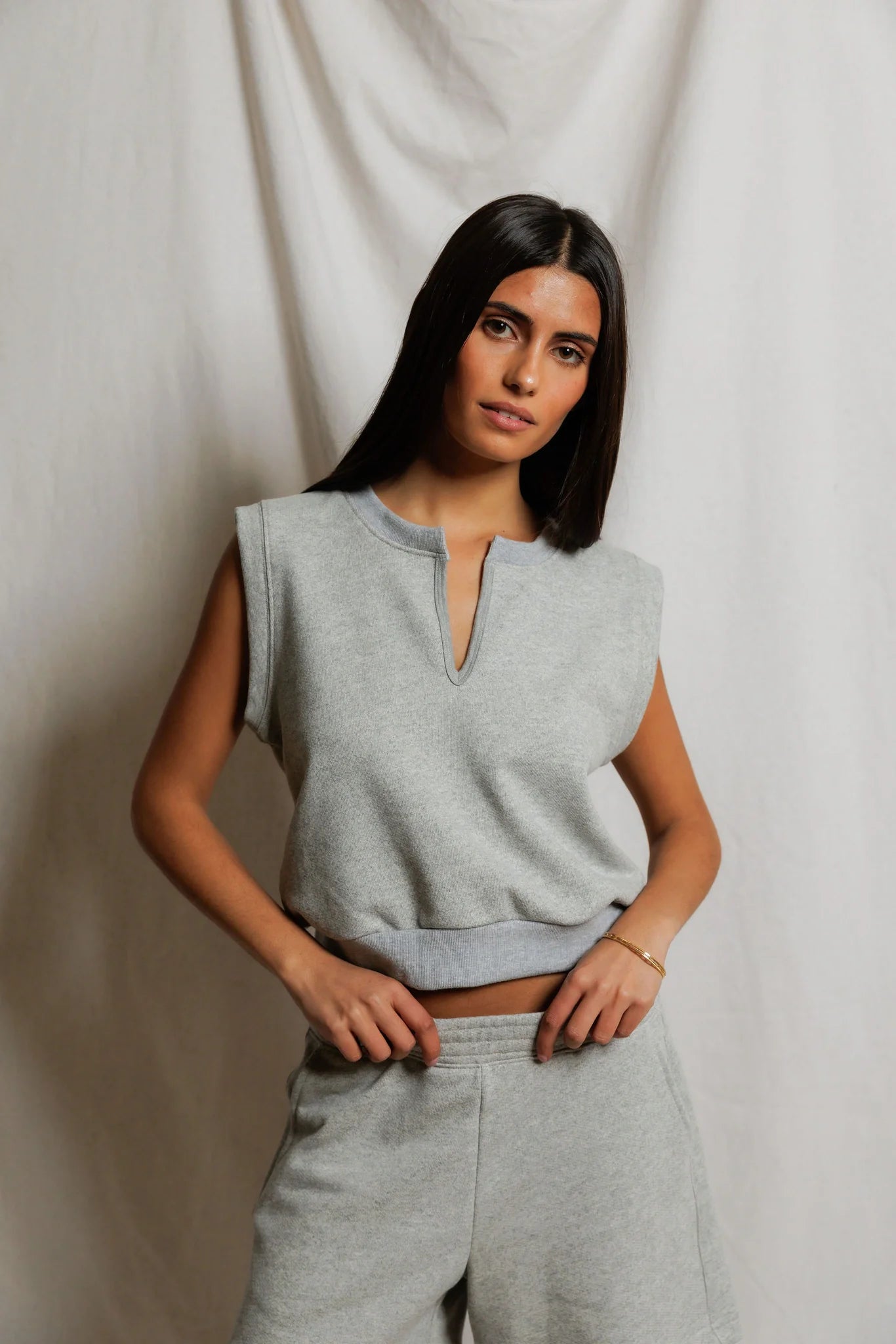 SLOANE MUSCLE TANK IN HEATHER GREY