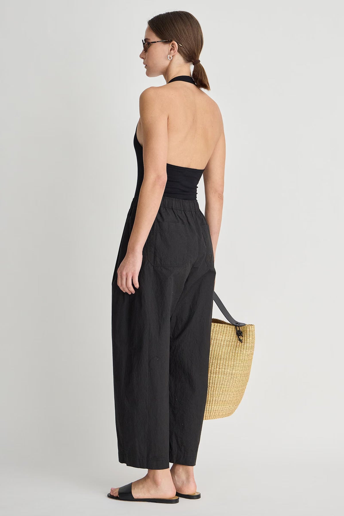 SPA PLEAT PANT IN BLACK