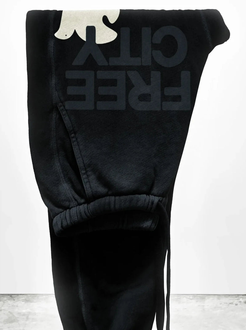 SUNFADES POCKET SWEATPANT IN BLACK SPACE