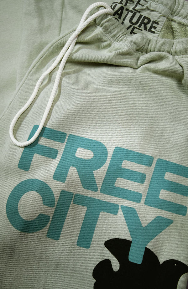 FREECITY FLOW SWEATPANT IN BONES