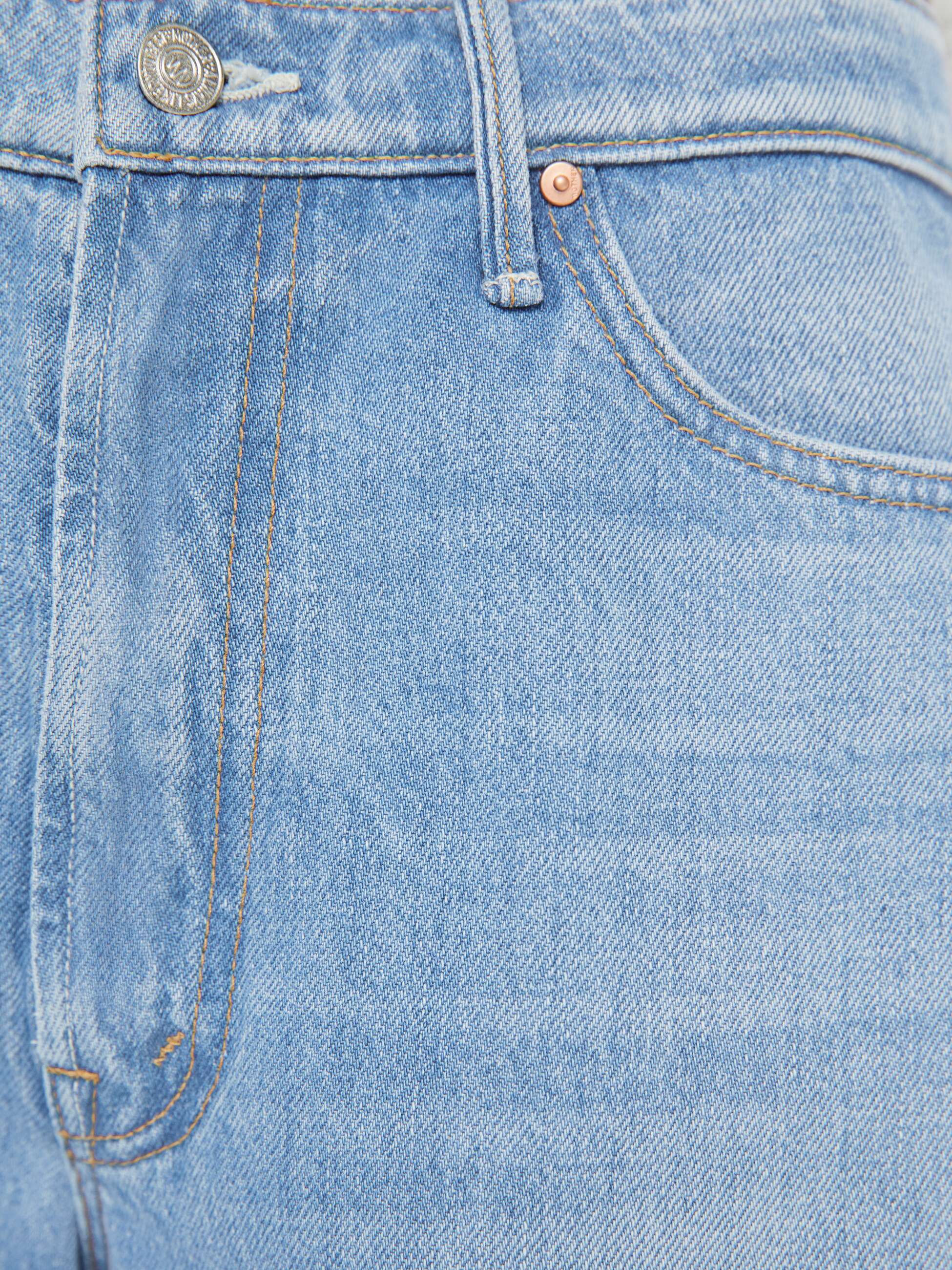 UNDERCOVER BERMUDA SHORTS