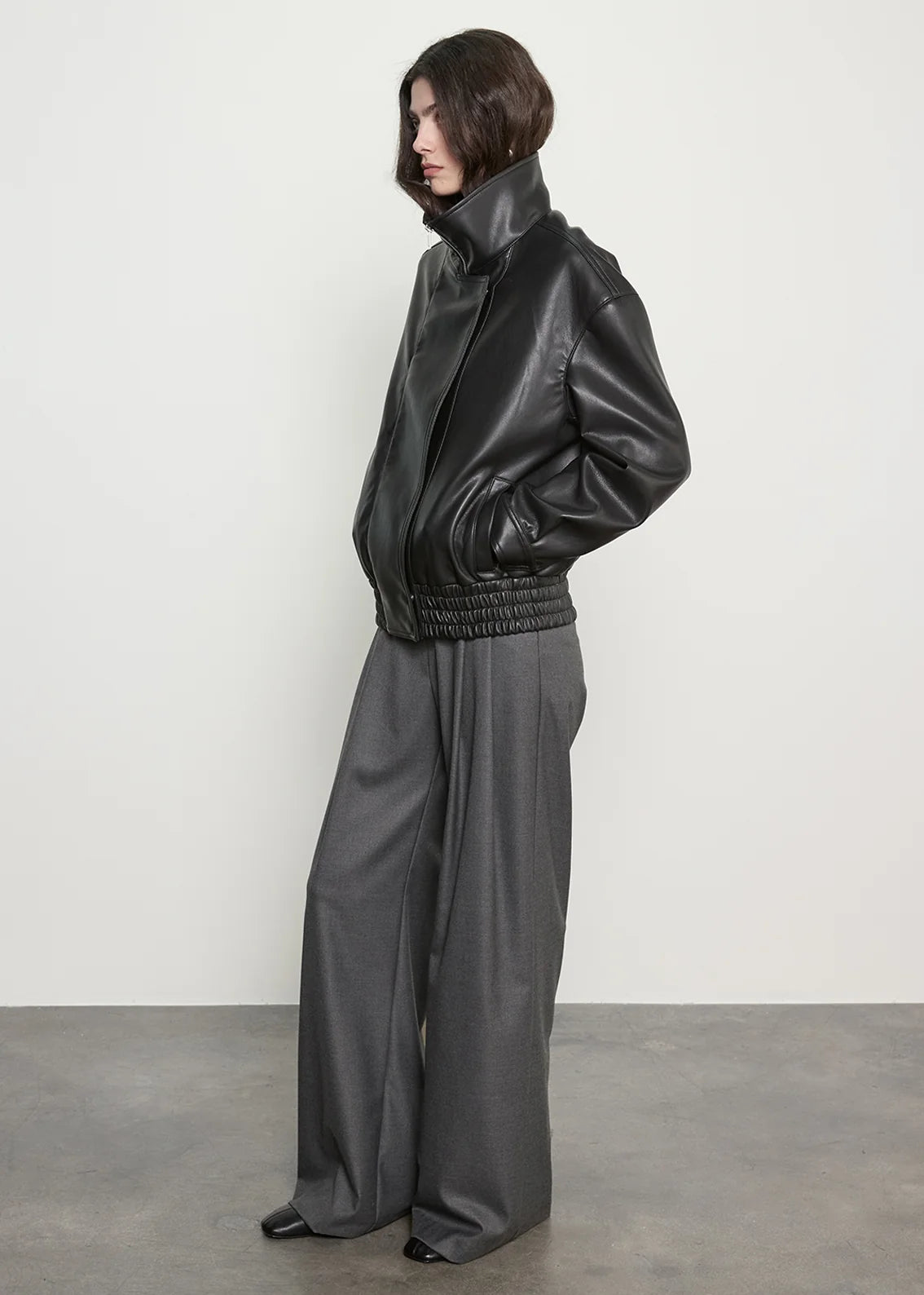 OVERSIZED LEATHER BOMBER JACKET