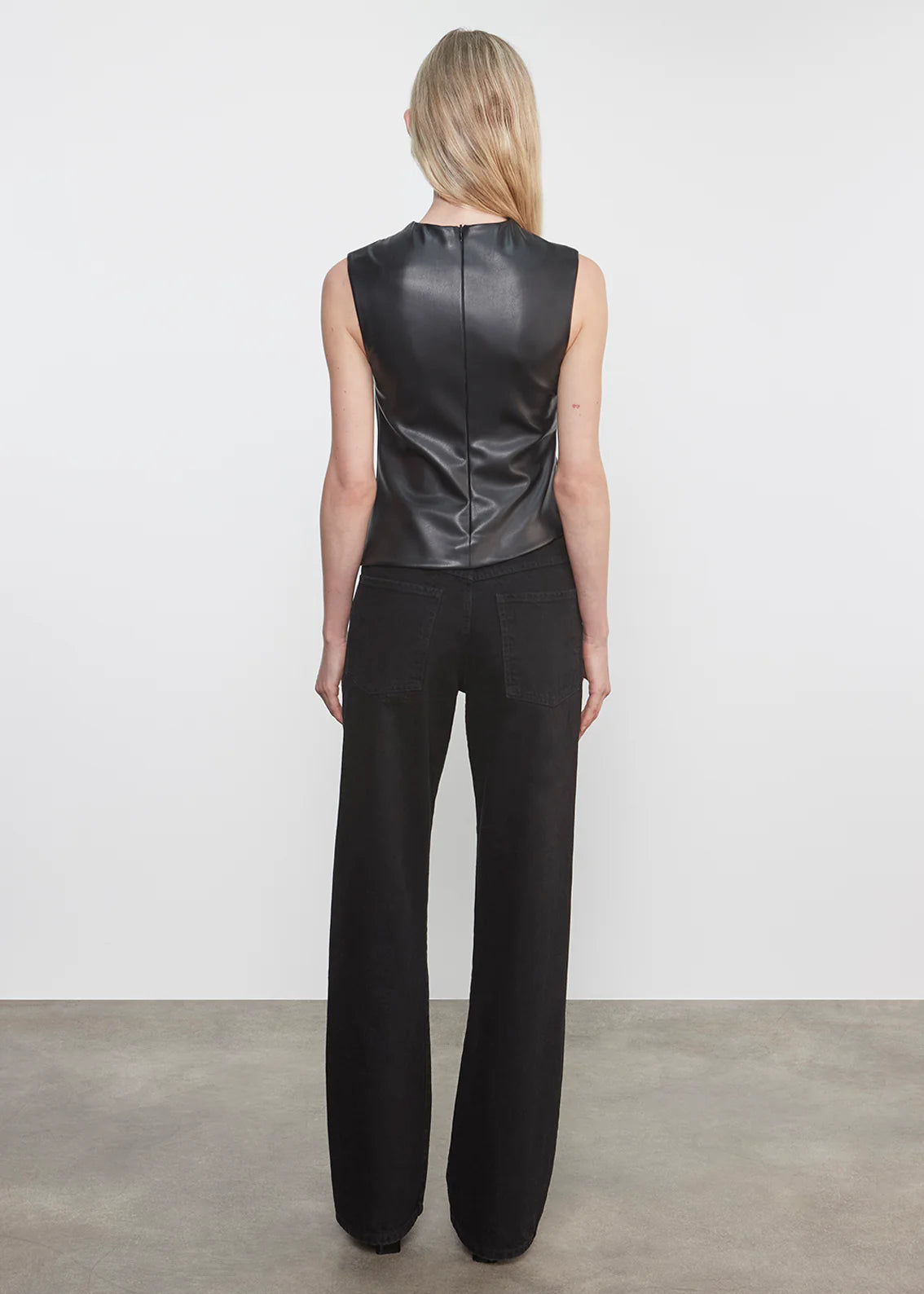 VEGAN LEATHER TWIST TOP