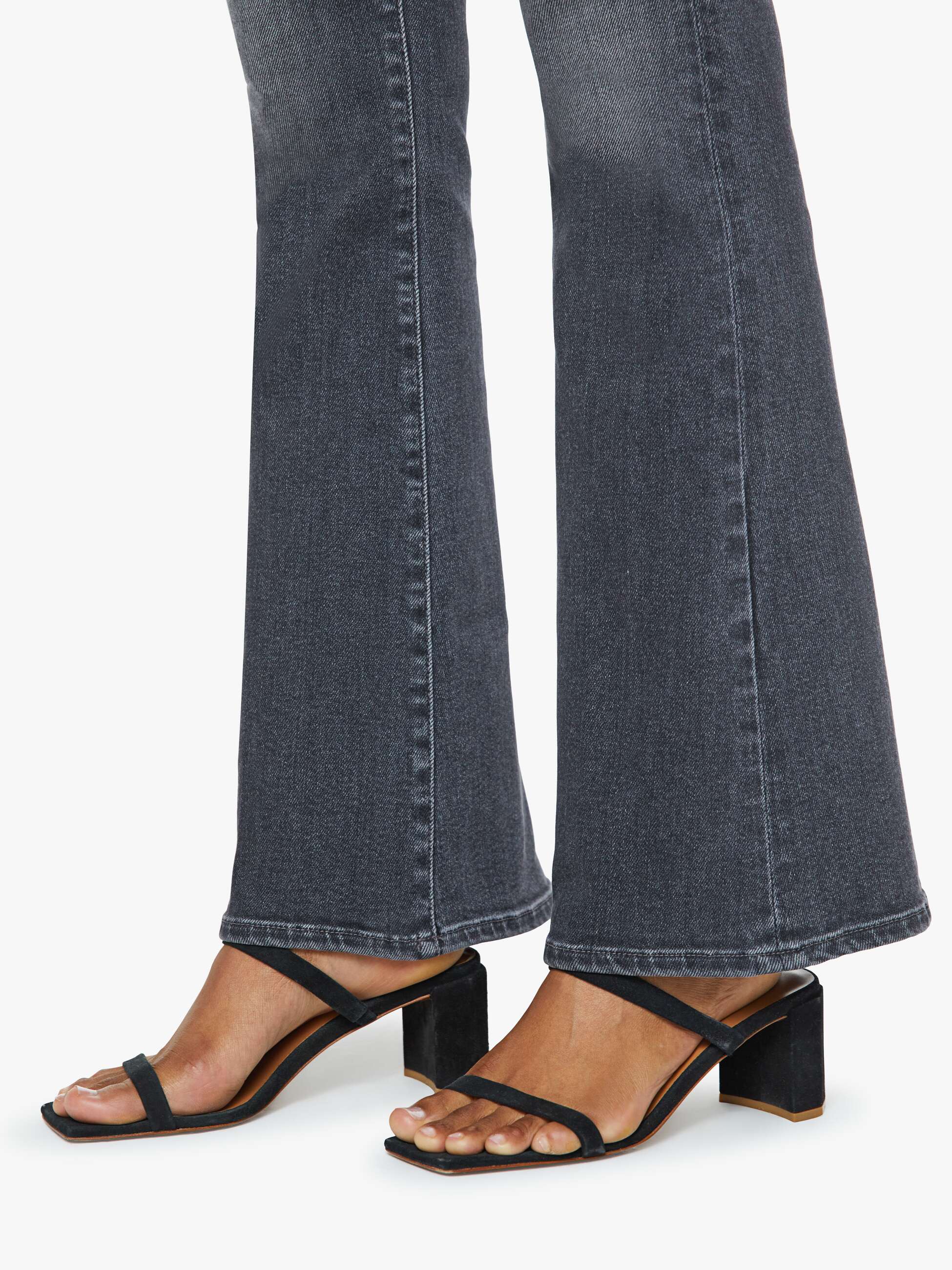 WEEKENDER JEANS