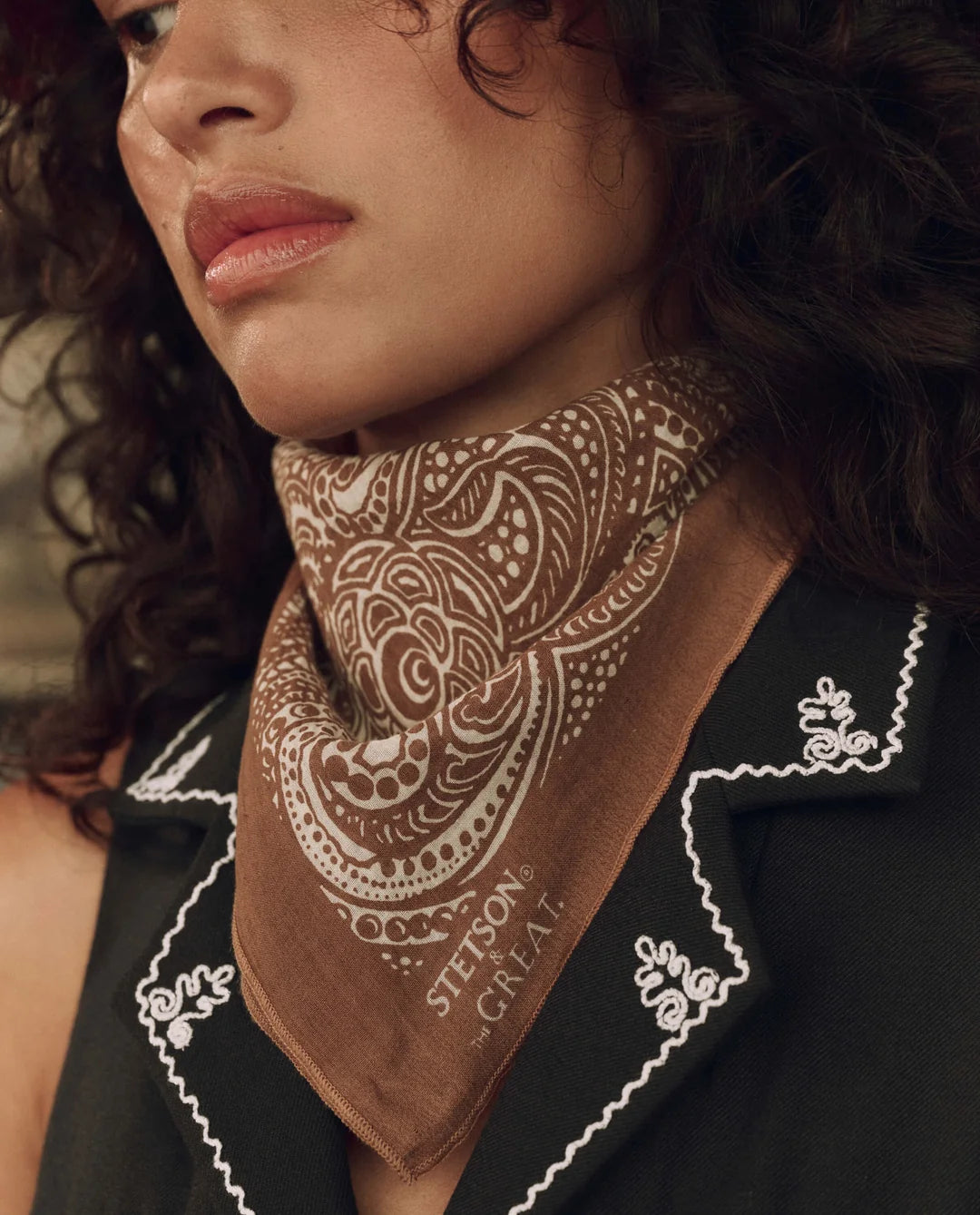 WESTERN PAISLEY SCARF